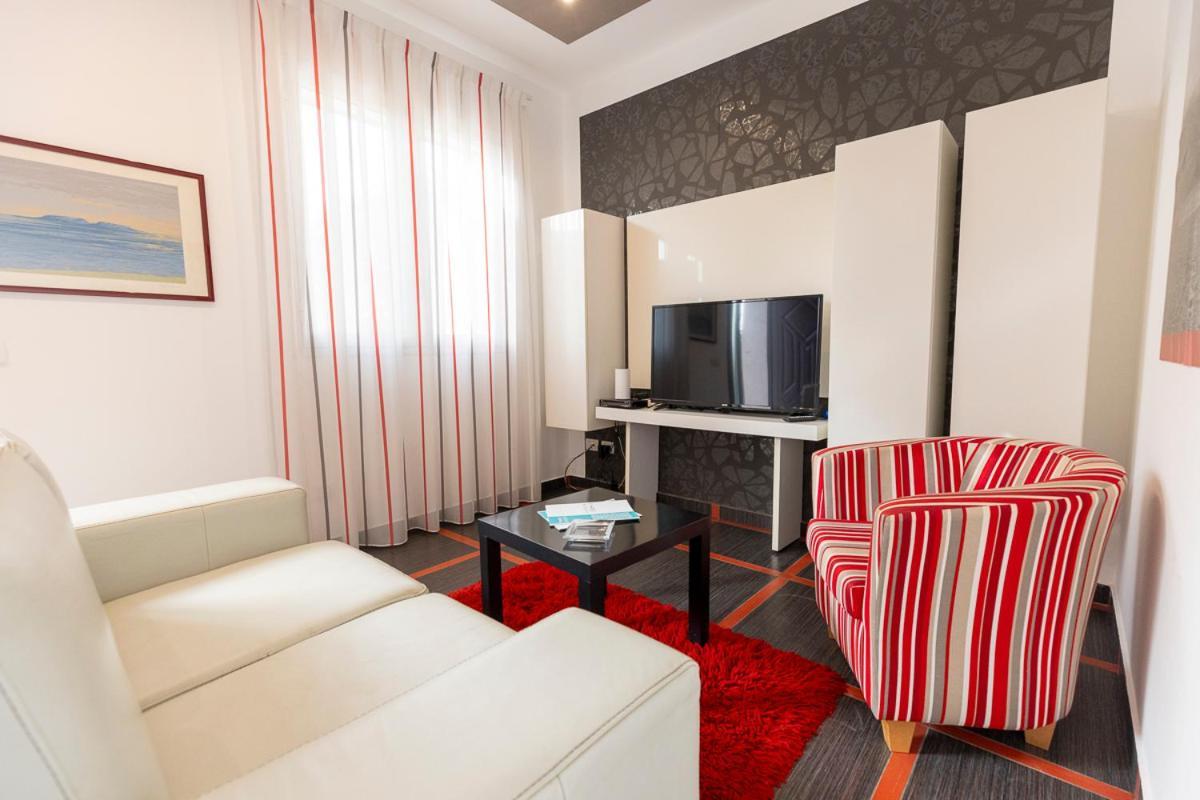 Villa Relax A 200Mt Dal Mare Поццалло Экстерьер фото